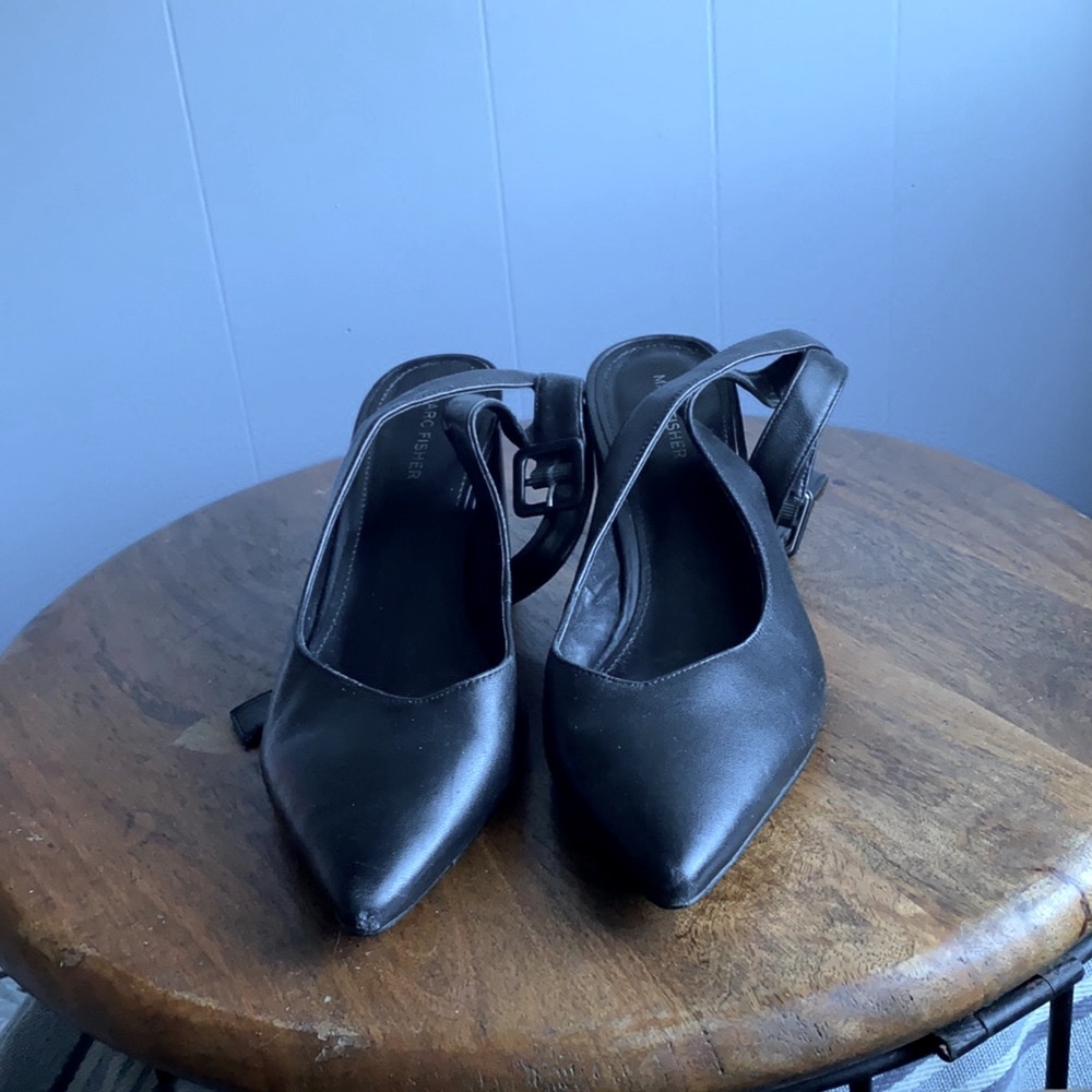 Marc Fisher Block Heel Ankle Strap Pump sz 9.5